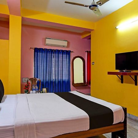 Hotel O Red Rose Near Noapara Metro Station Kalkutta Kültér fotó