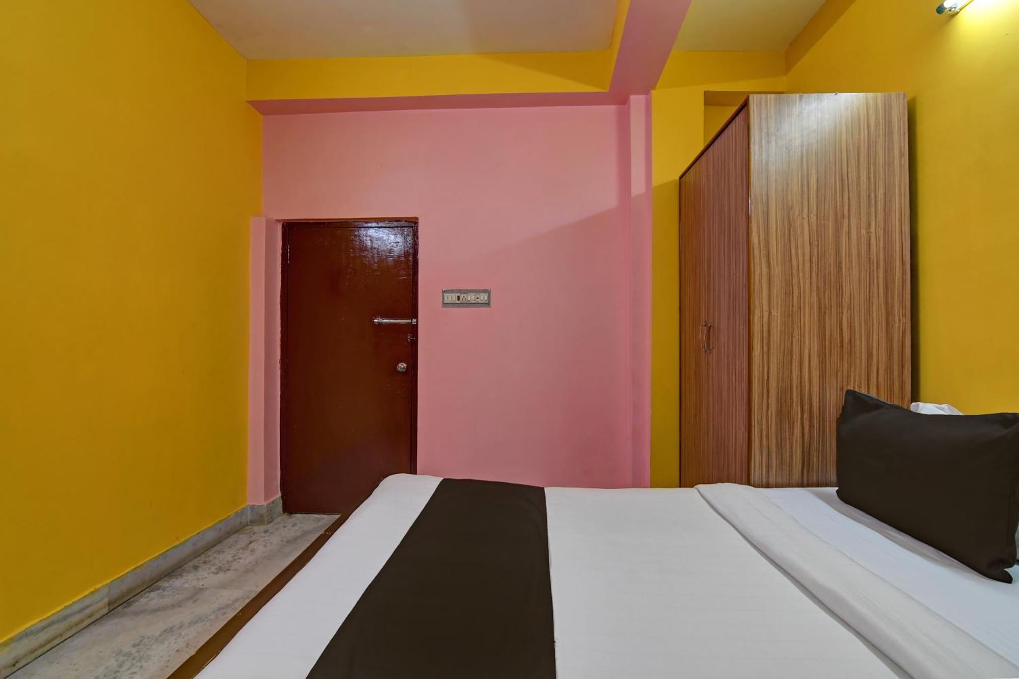 Hotel O Red Rose Near Noapara Metro Station Kalkutta Kültér fotó