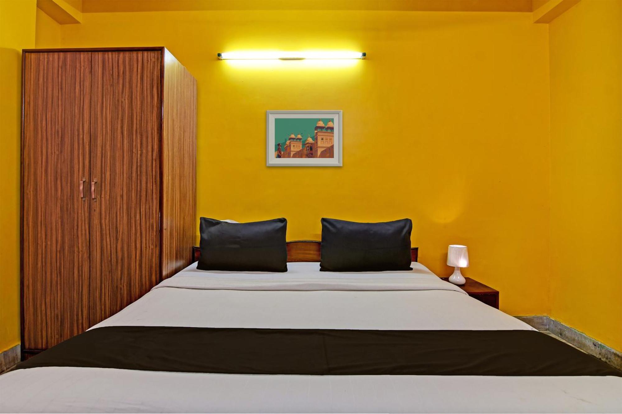 Hotel O Red Rose Near Noapara Metro Station Kalkutta Kültér fotó
