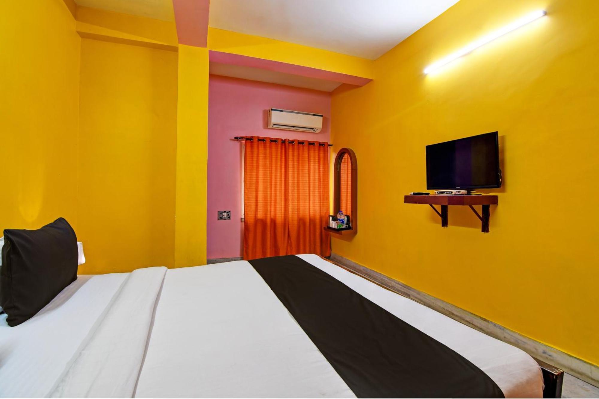 Hotel O Red Rose Near Noapara Metro Station Kalkutta Kültér fotó